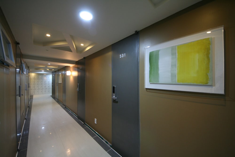 Star Guest House 4/45