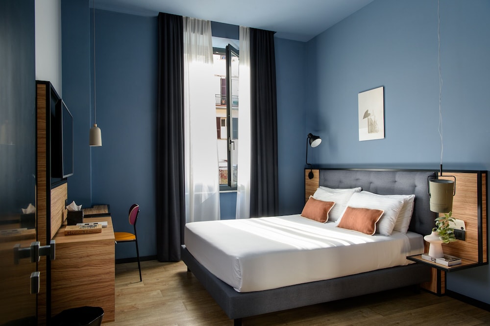 STANDARD, DOUBLE BED