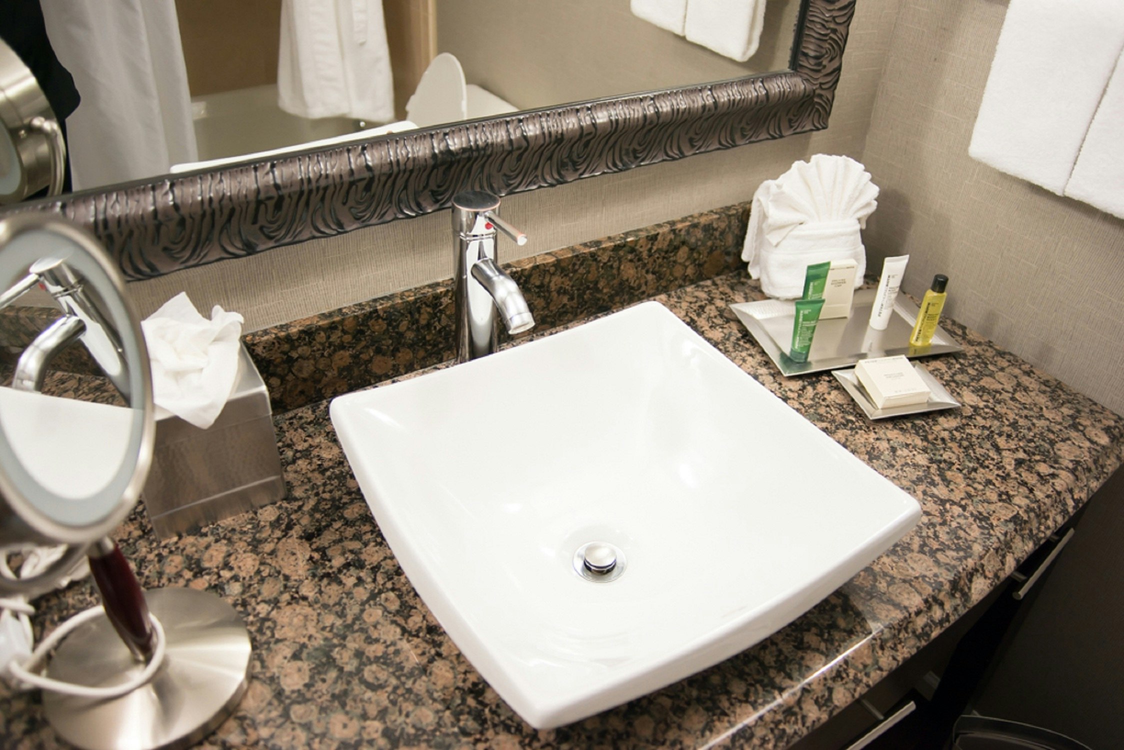 Hilton Charlotte University Place 66/66