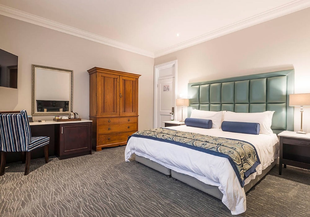 Avondale Boutique Hotel 8/27