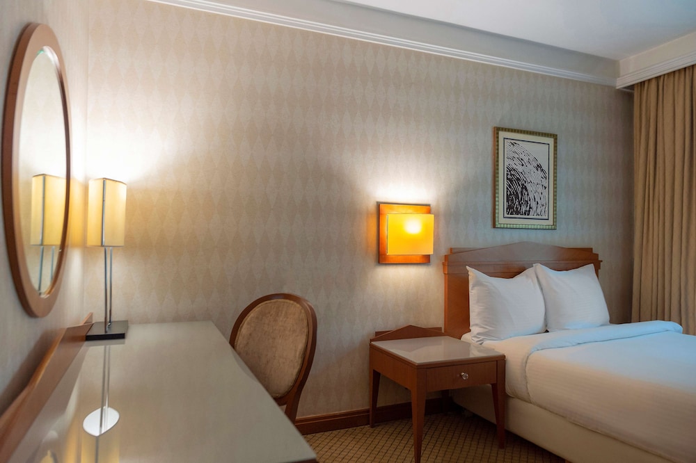 Radisson Blu Martinez Beirut 20/72