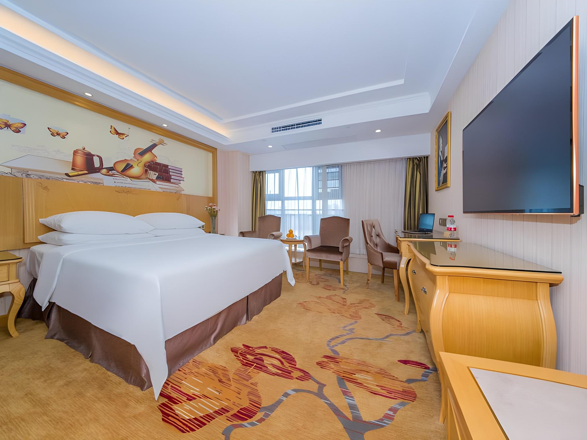 Vienna International Hotel (Wuhan Polar Ocean World) 15/50