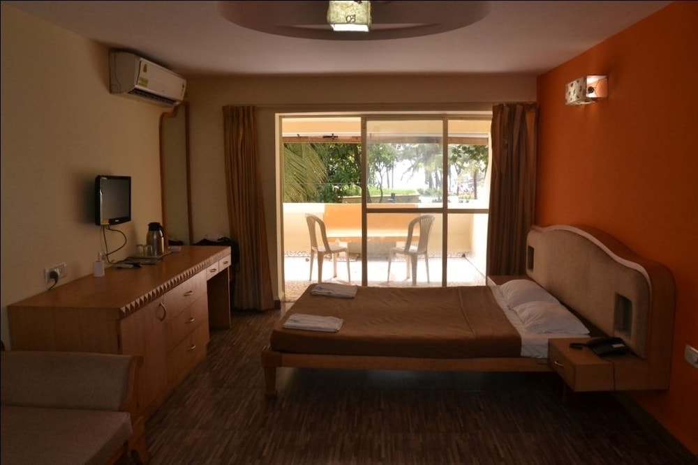 Calangute Residency 6/20