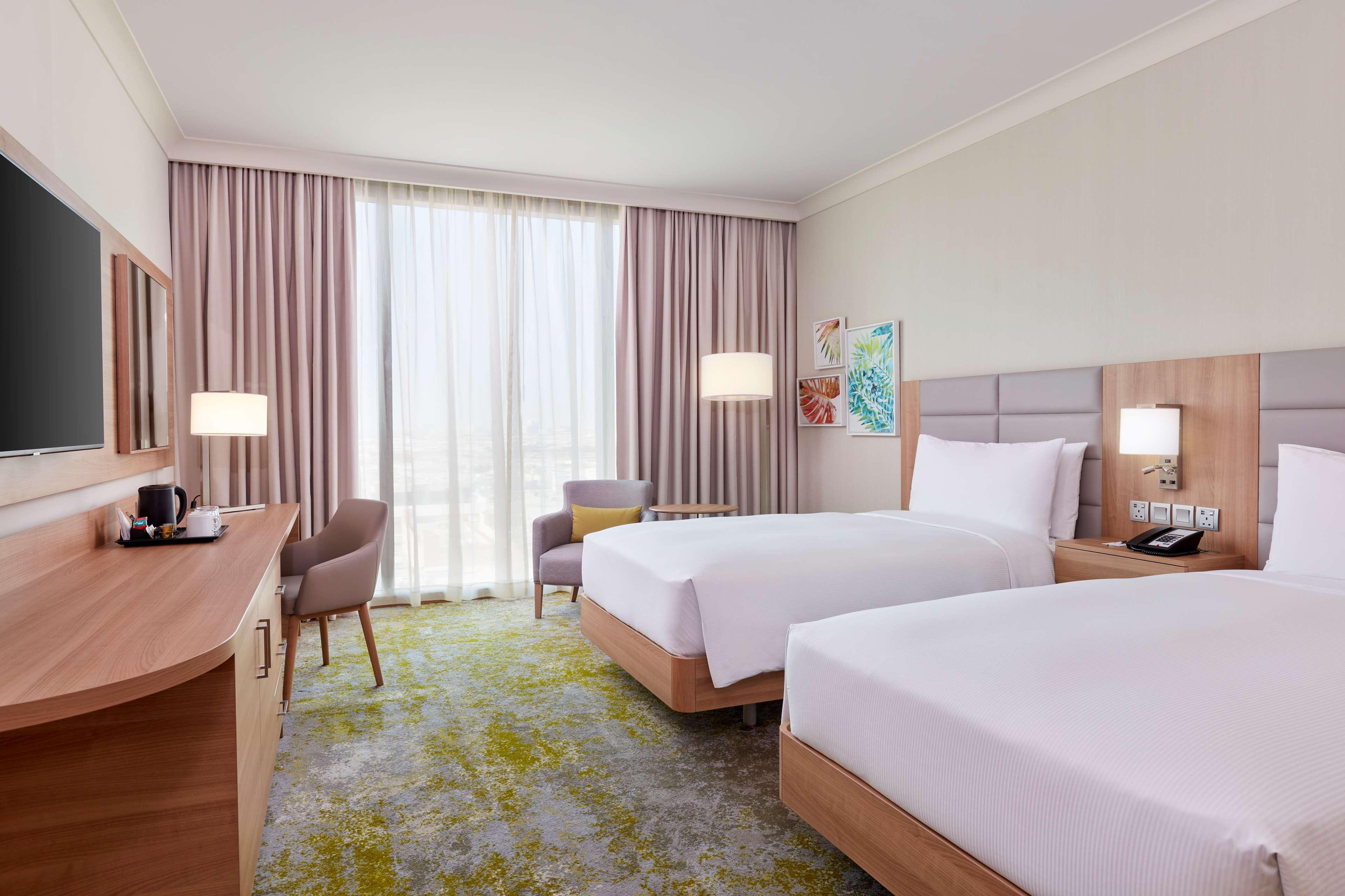 ROOM, TWIN BEDS