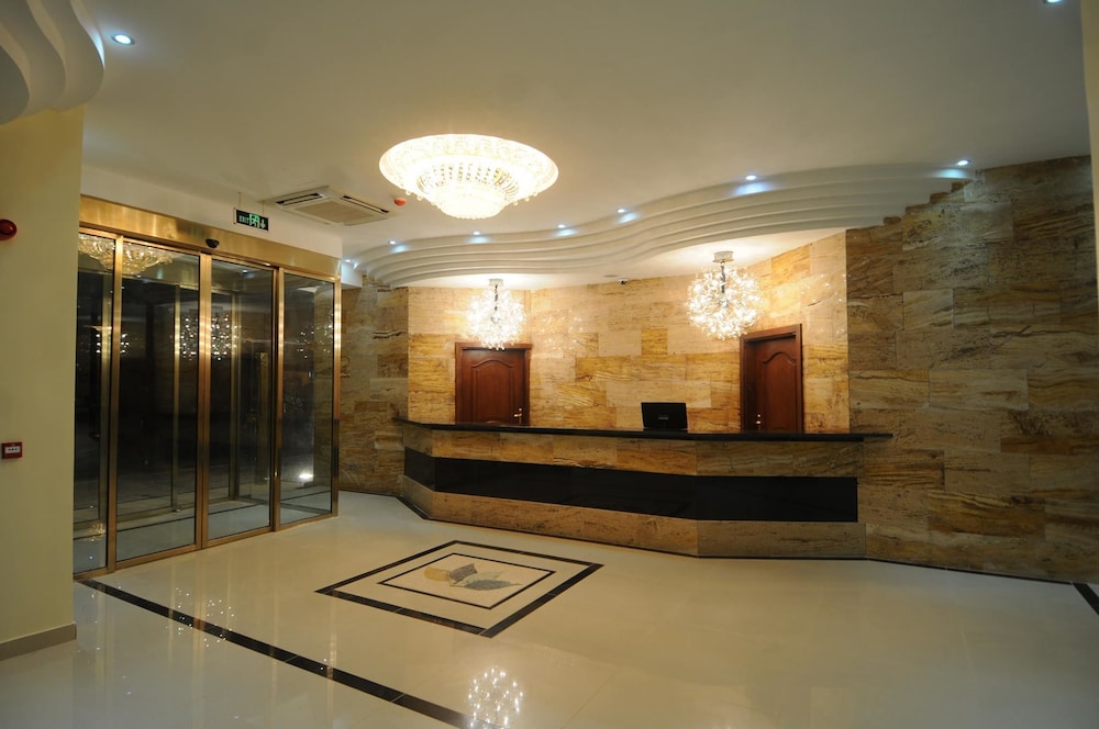 Tetra Tree Hotel 4/43