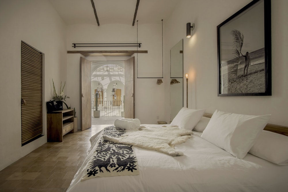 Hotel Sin Nombre 17/50