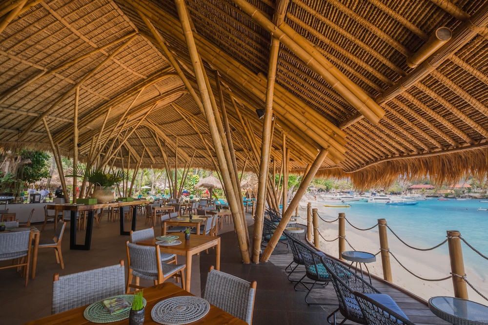 Hai Tide Beach Resort 62/74