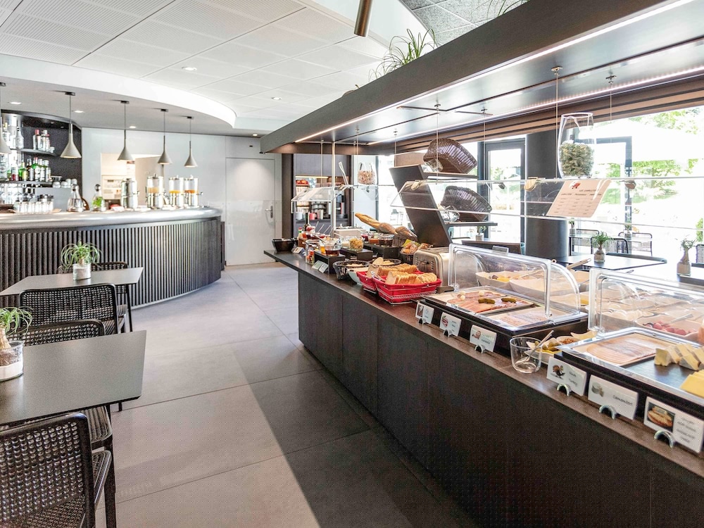 Novotel Suites Geneve Aeroport 65/74