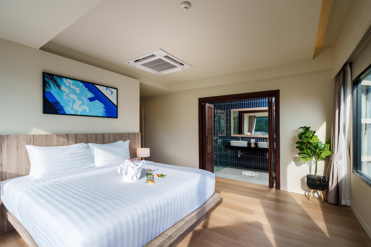 Aqua Maya Phuket 24/57