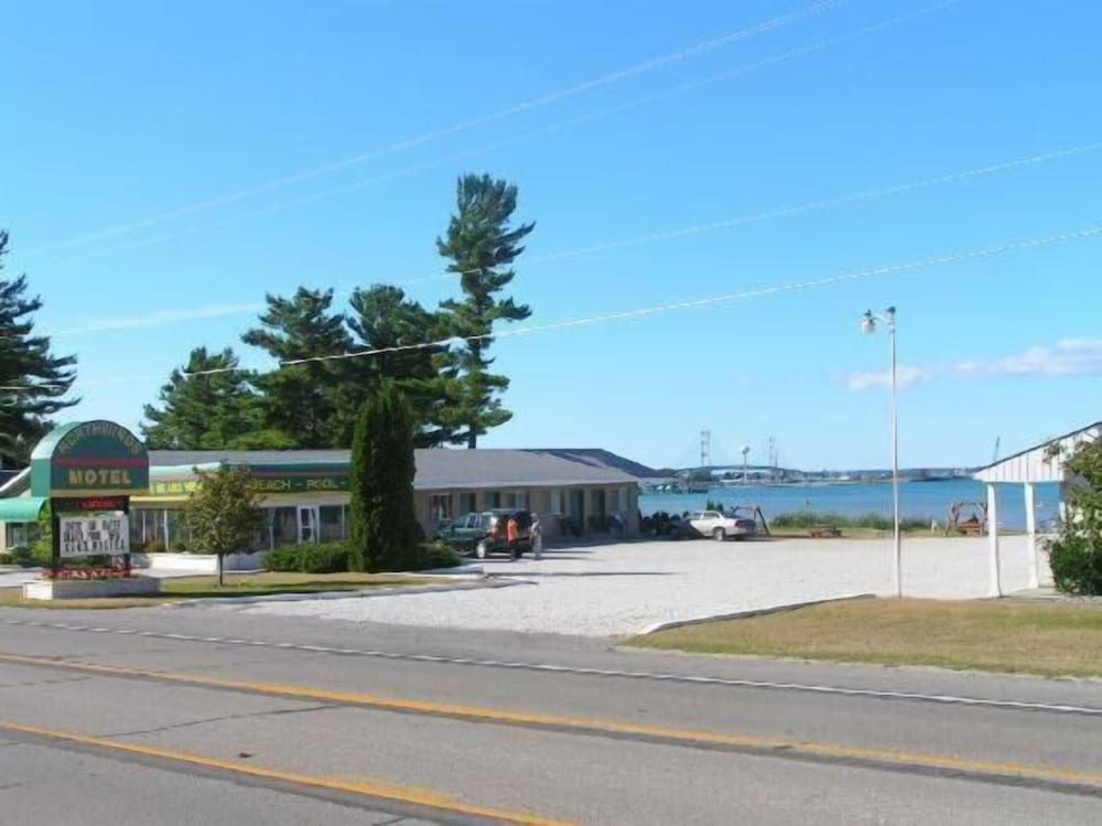 Northwinds Motel 30/41