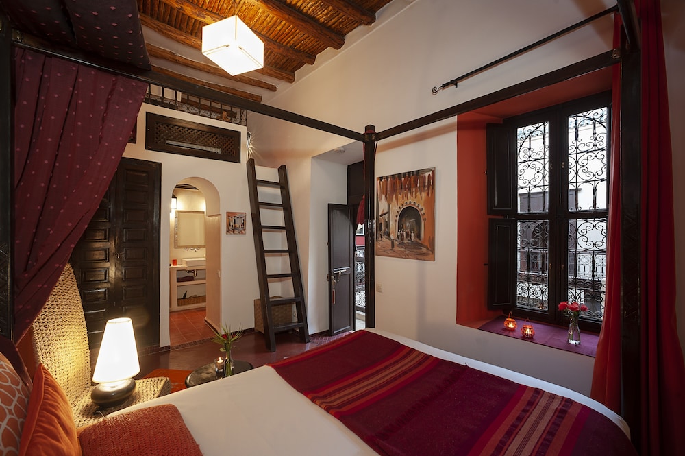 Riad Boussa 6/30