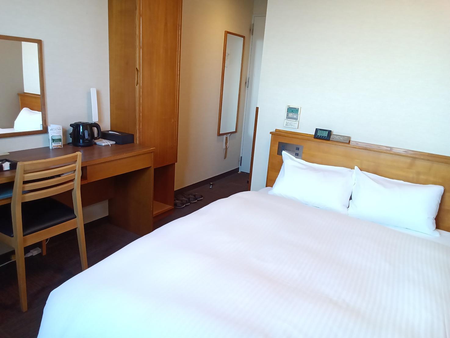 Semi Room, Standard, Semi Double Bed, Smoking