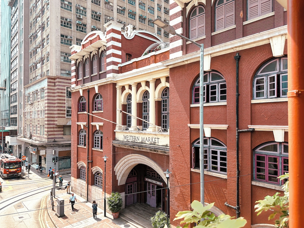Ibis Hong Kong Central & Sheung Wan Hotel 6/65