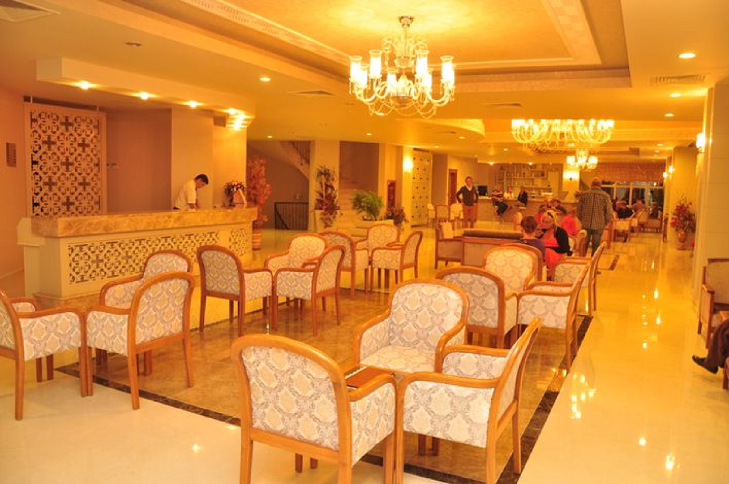 VICTORY RESORT HOTEL 22/23