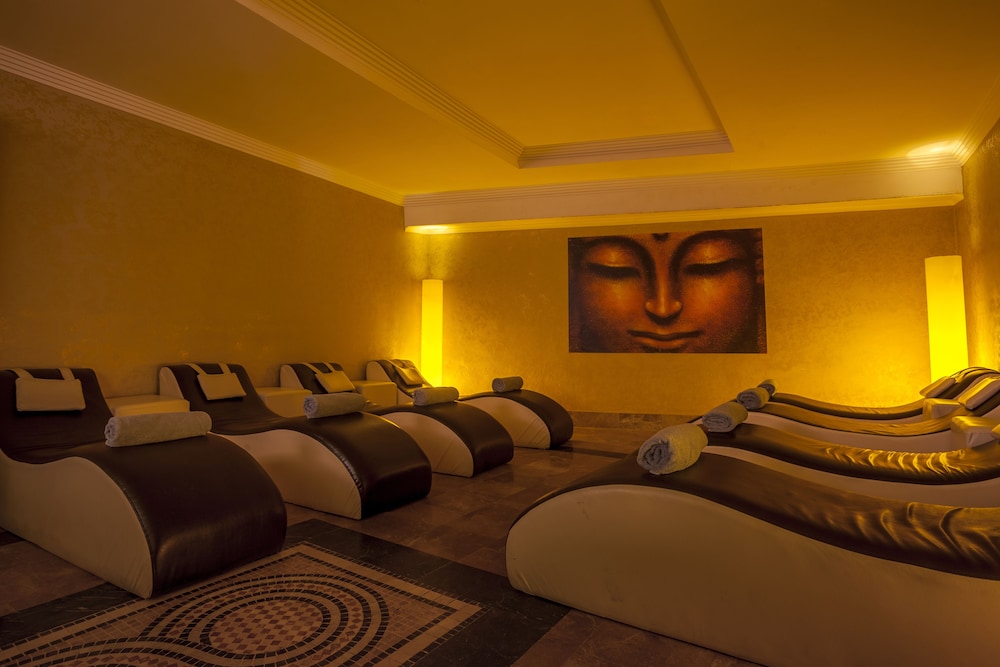 AYHAN HOTEL 17/41