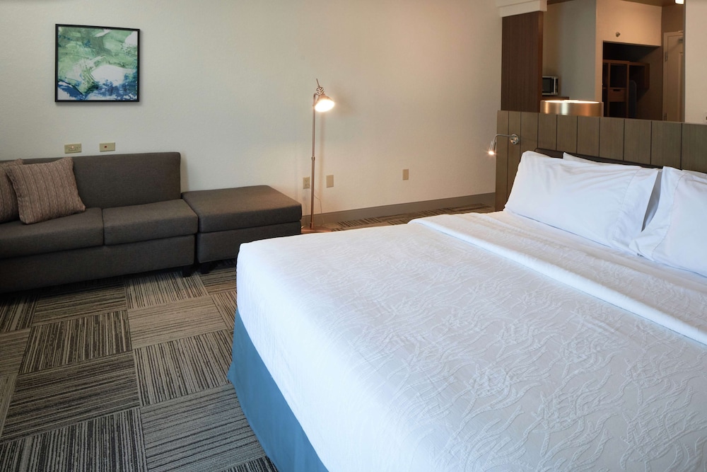Hilton Garden Inn Evansville 7/50