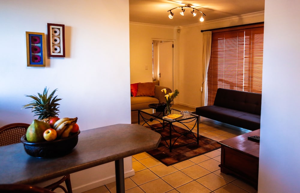 Secret Garden Guesthouse 3/22