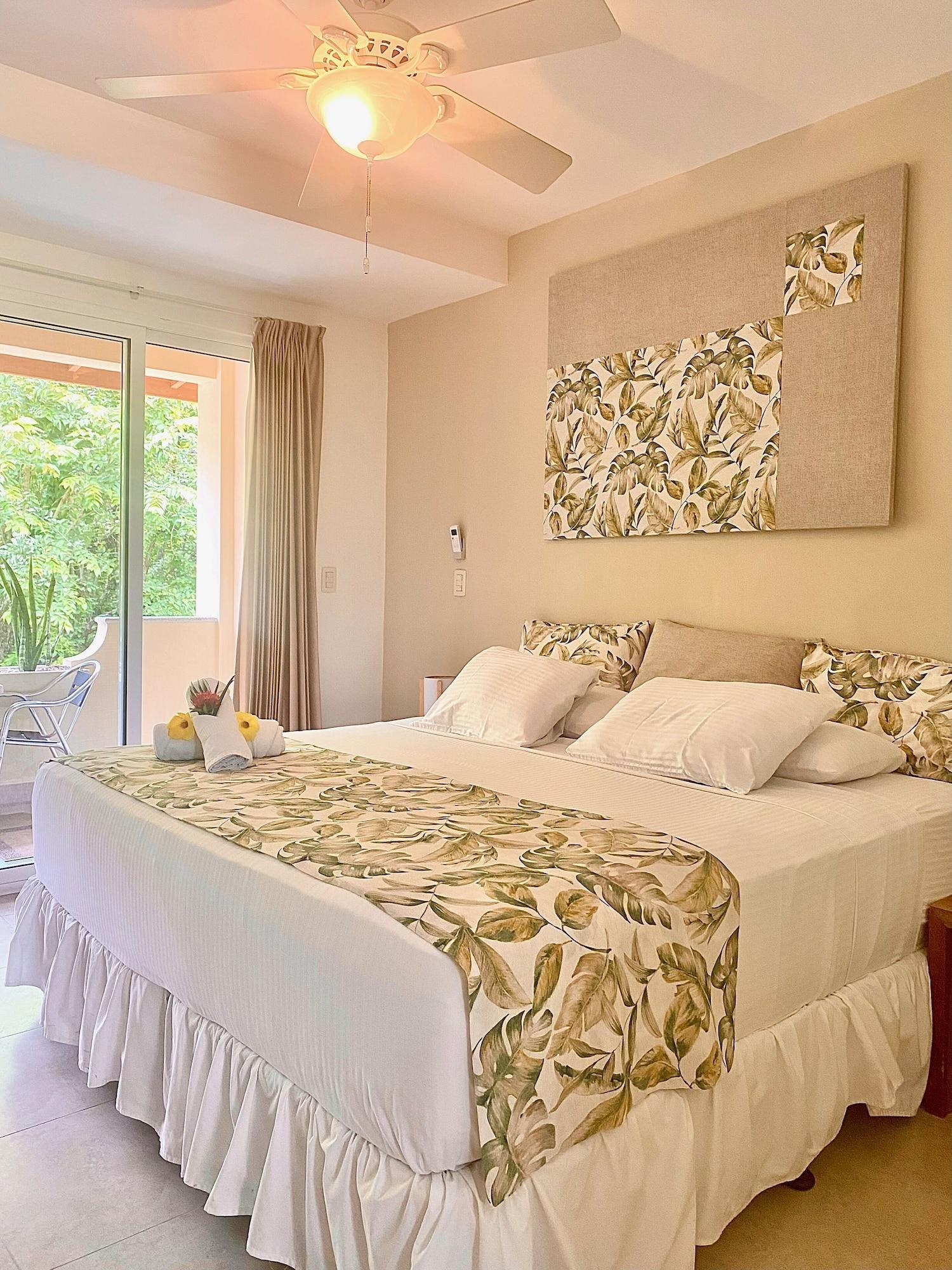 Room, Double Bed