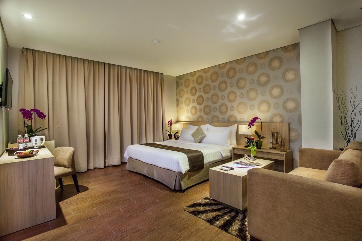 1 BEDROOM, EXECUTIVE, DOUBLE BED, CITY VIEW