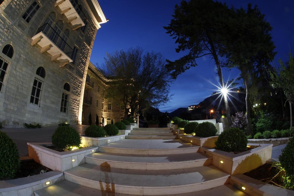 Grand Kadri Hotel Zahle 34/39