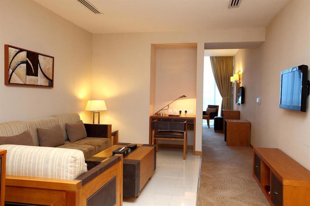 فندق مينا الجبيل سابقا جولدن توليب(Razana Hotel Al Jubail) 29/60