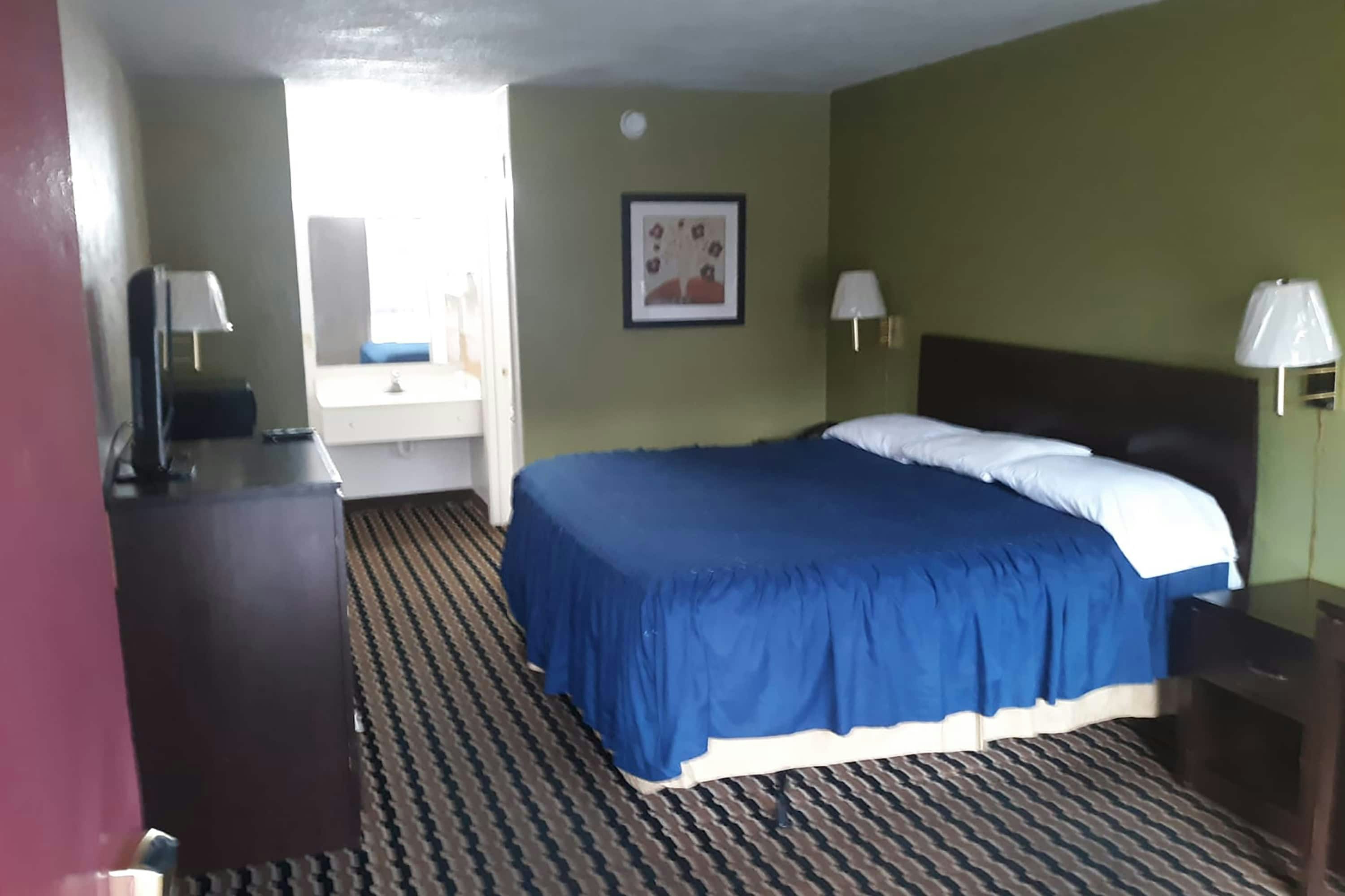 OYO Hotel Pensacola I-10 & Hwy 29 16/39