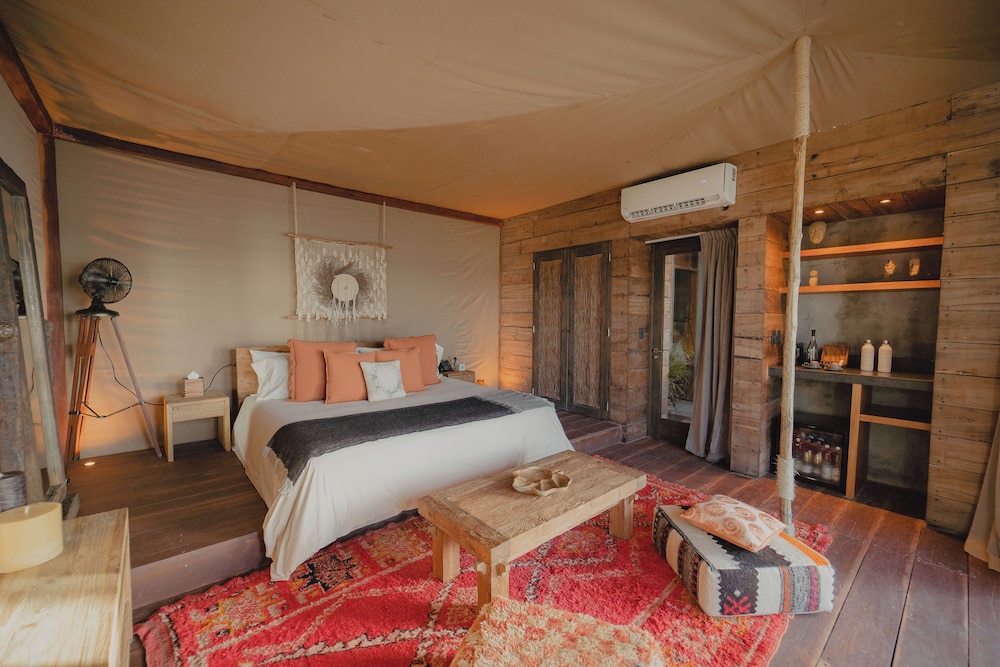 Suite, King Bed, Ocean Front