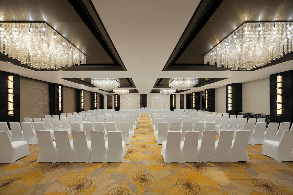 Courtyard Bilaspur 44/49