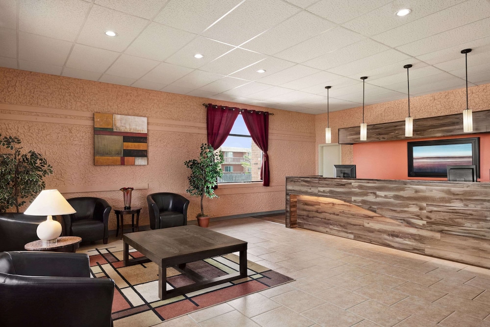 Travelodge by Wyndham Swift Current 6/53
