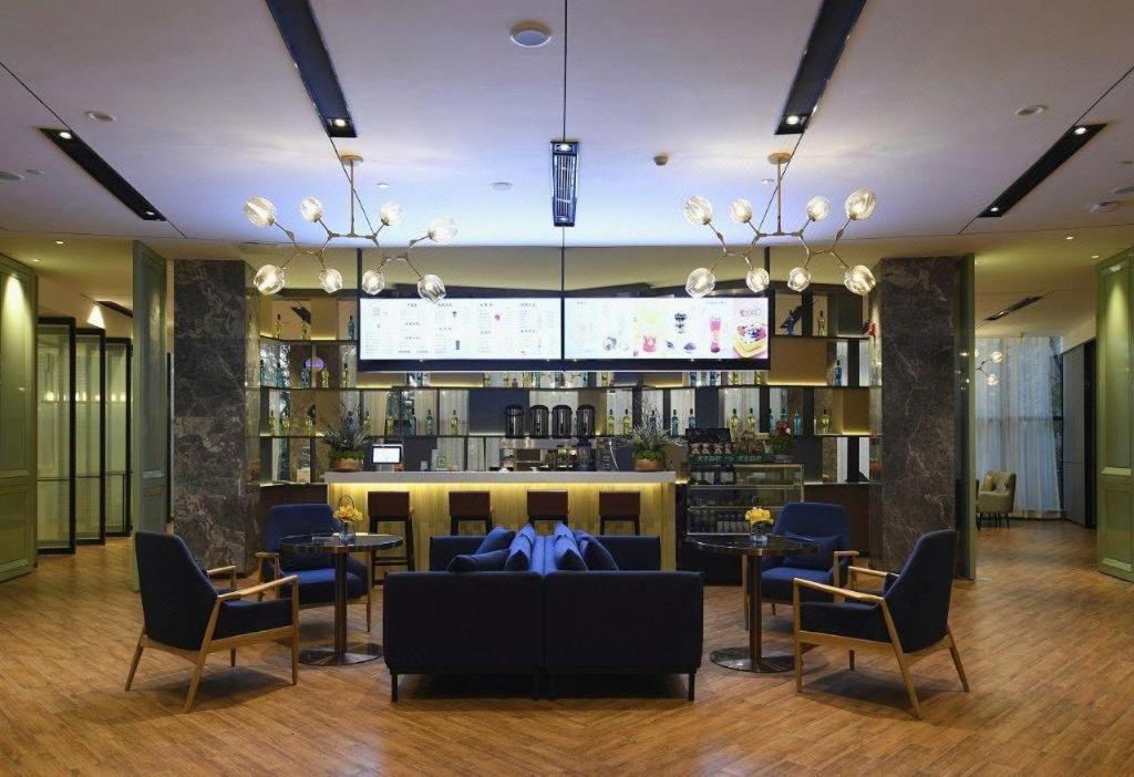 Echarm Hotel Huaihua Hexi Longping Guoji 38/50