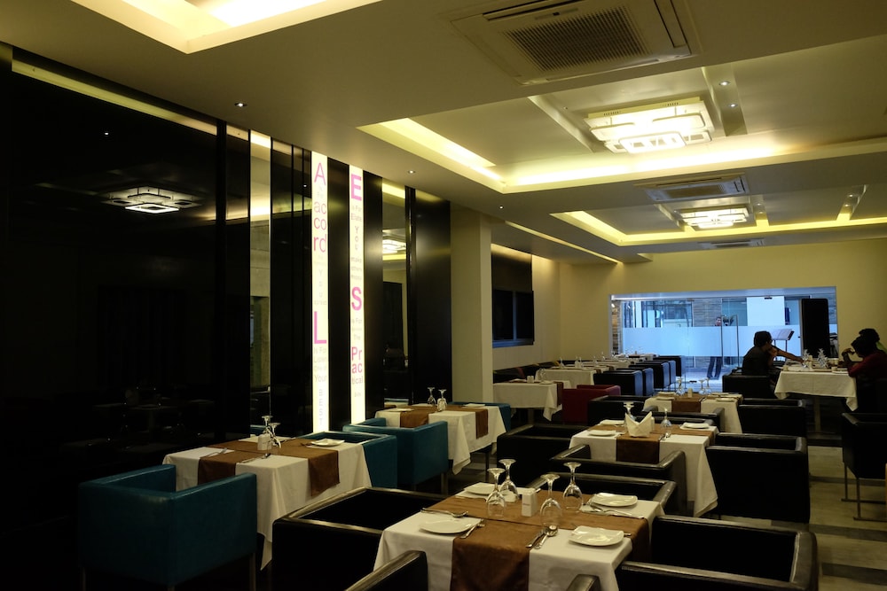 Galesia Hotel and Resort Ltd 39/48