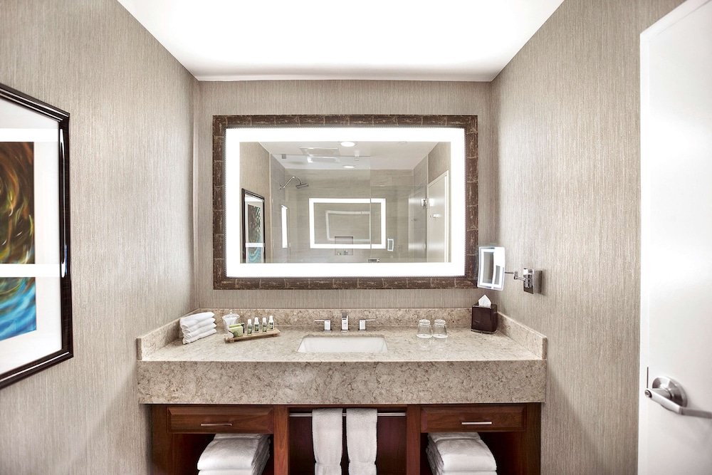 The Woodlands Resort, Curio Collection by Hilton 13/38