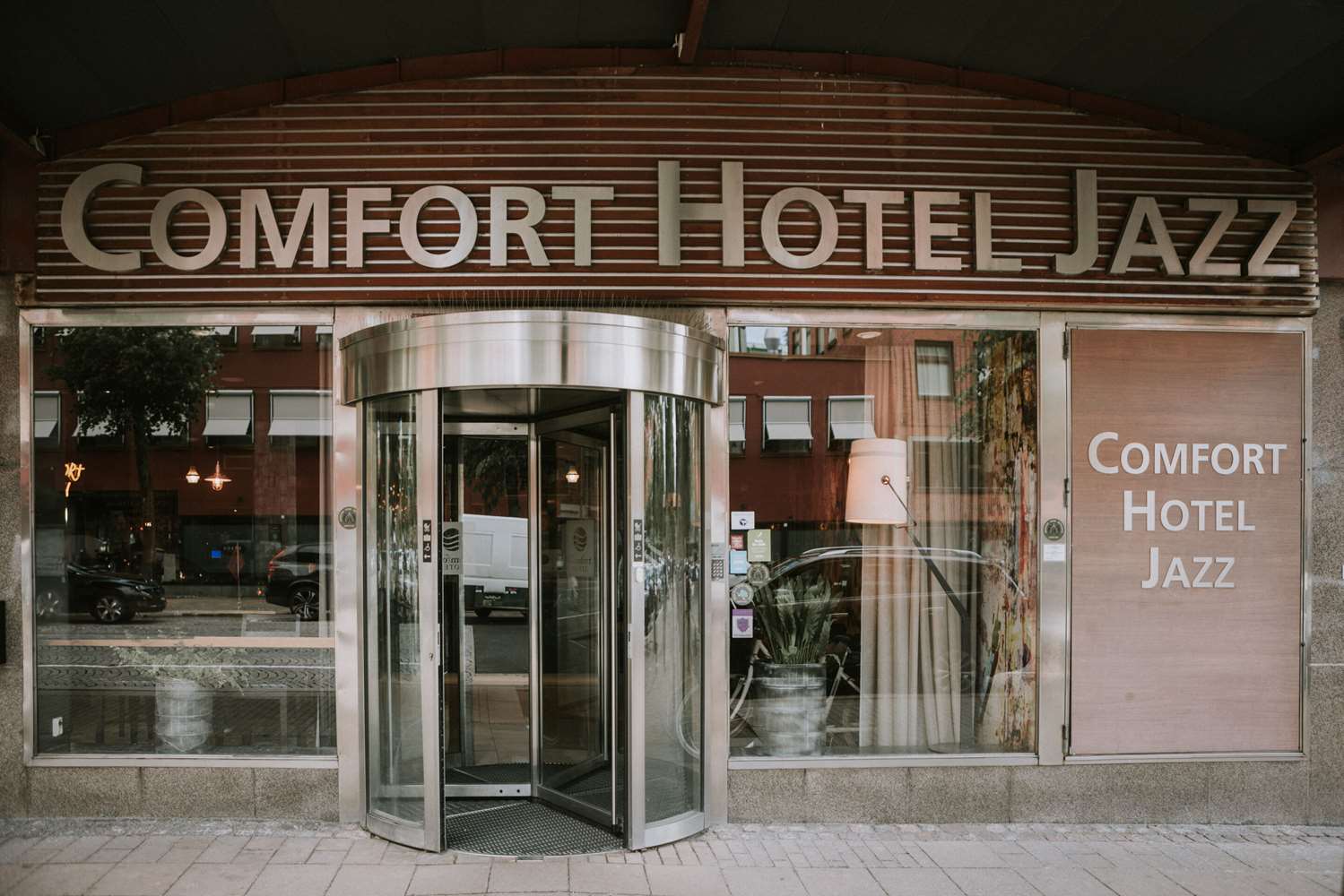Comfort Hotel Jazz 1/19