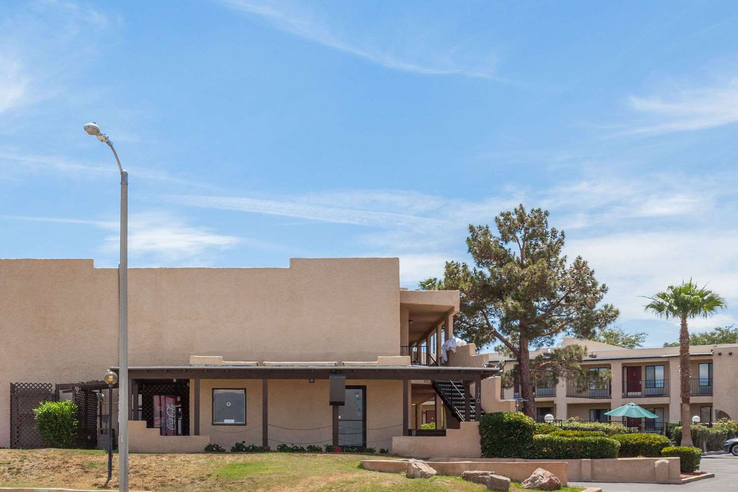 Super 8 By Wyndham Barstow 1/11