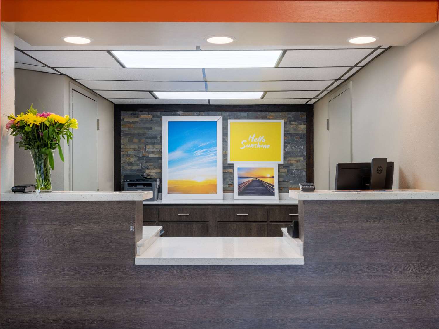 Days Inn by Wyndham Clemson 9/36