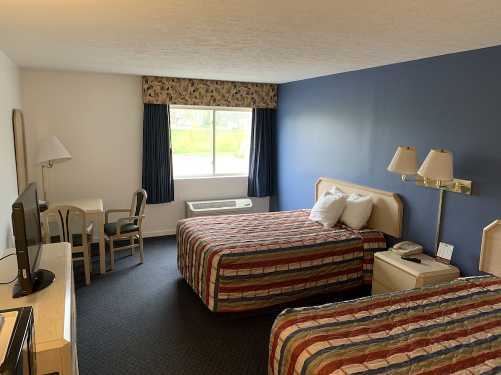 Days Inn by Wyndham Columbus IN 12/37