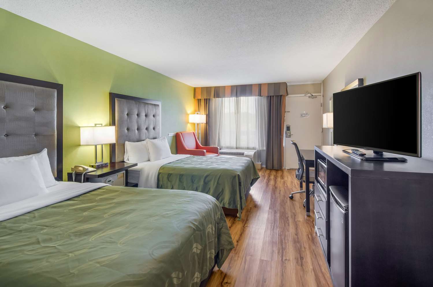 ROOM, 2 DOUBLE BEDS