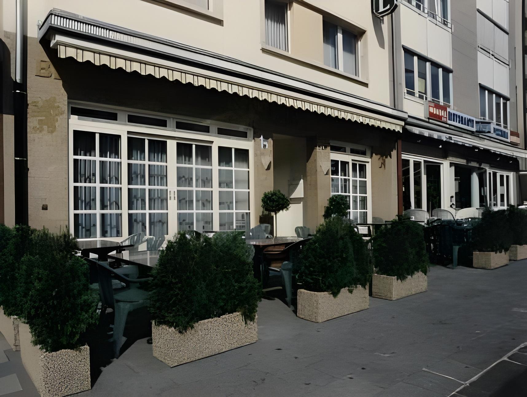 hotel christophe colomb 2/13
