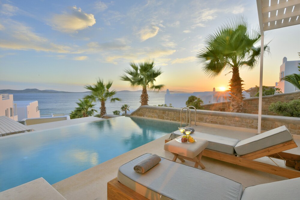 Anax Resort and Spa 24/50