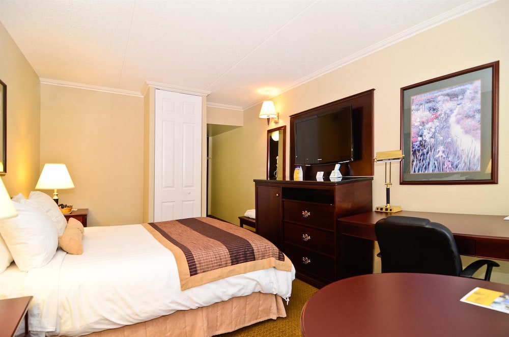 Best Western Wayside Inn 14/44