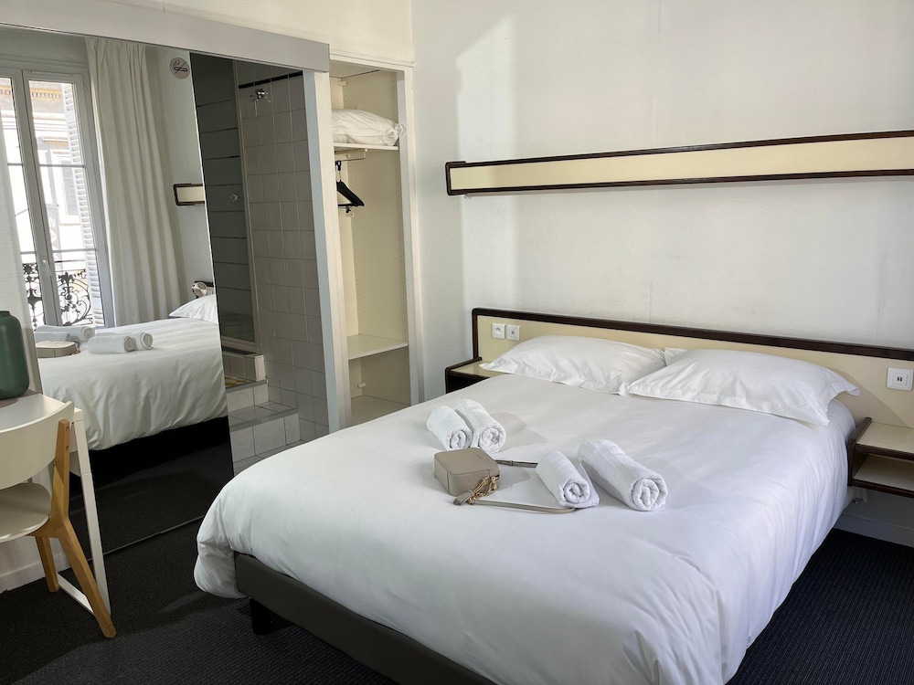 HOTEL DE FRANCE 16/73