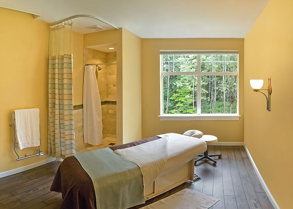 The Essex Vermont S Culinary Resort Spa 16/34