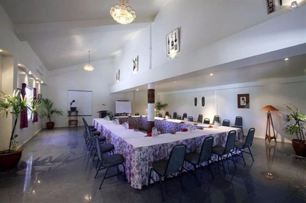 Capricorn International Hotel 14/51