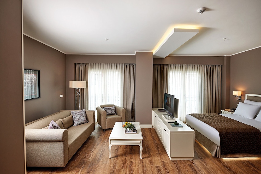 Renata Boutique Hotel 12/41