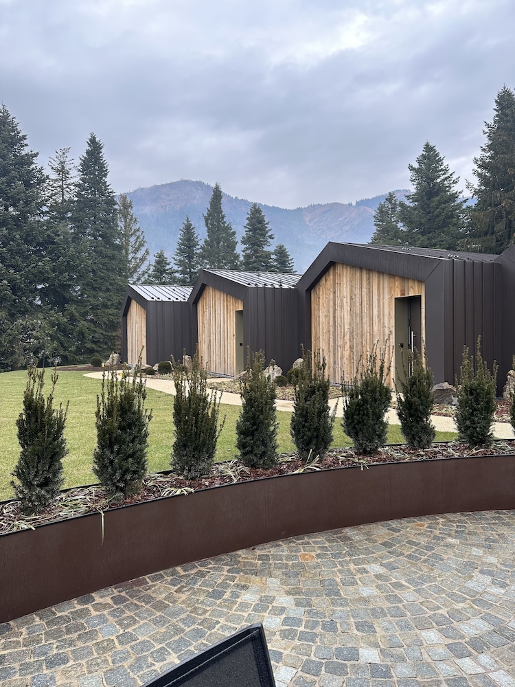 Collina Luxury Relais 57/61