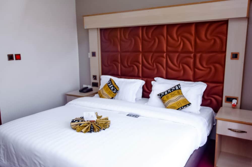 The Luke Hotel Cravers Thika 4/42