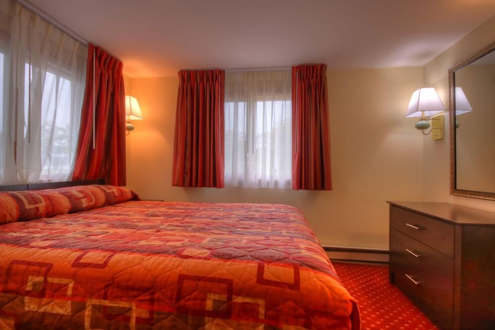 Colonial Village Resort 14/46