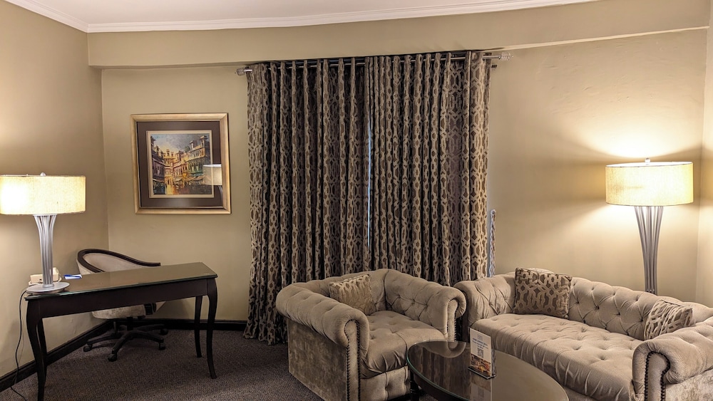 Four Points by Sheraton Lahore 40/64