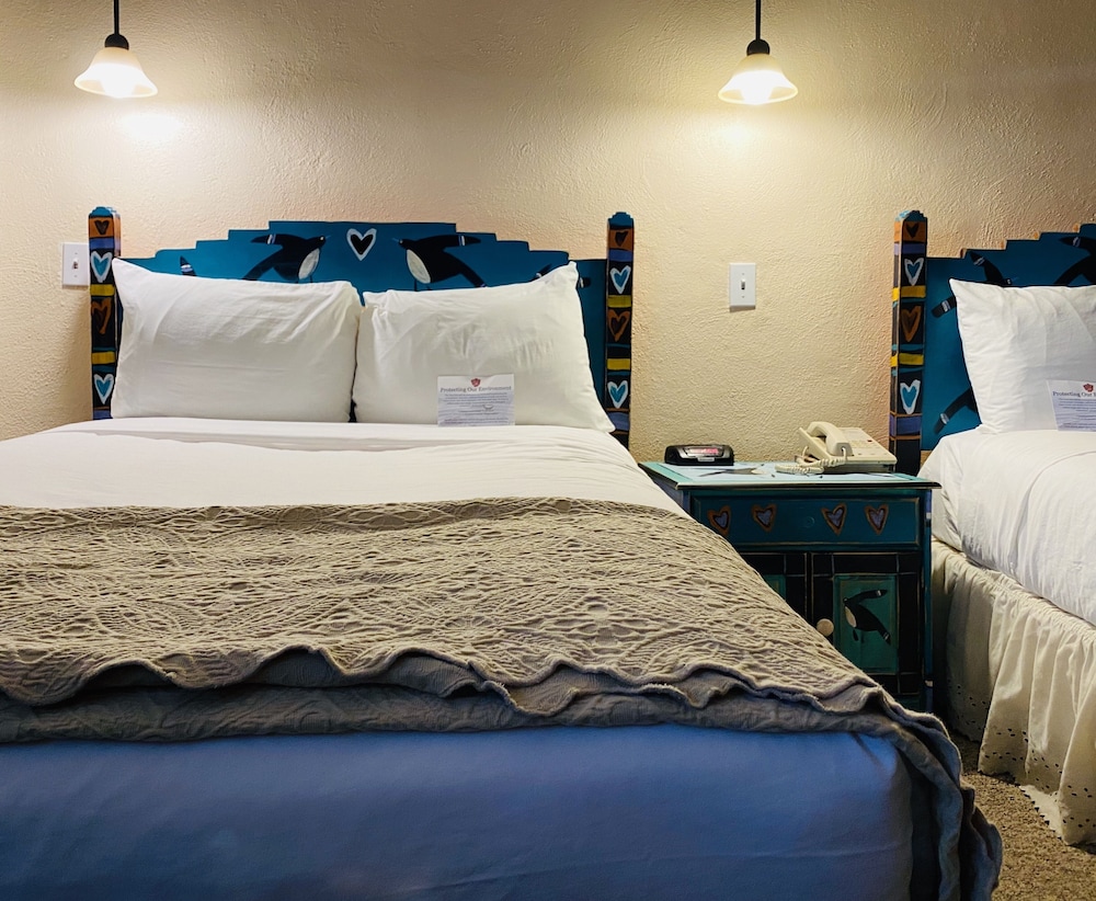The Historic Taos Inn 14/80