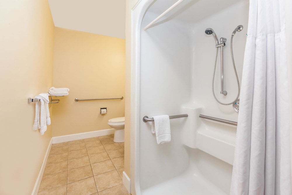 Days Inn By Wyndham Camp Verde Arizona 14/28